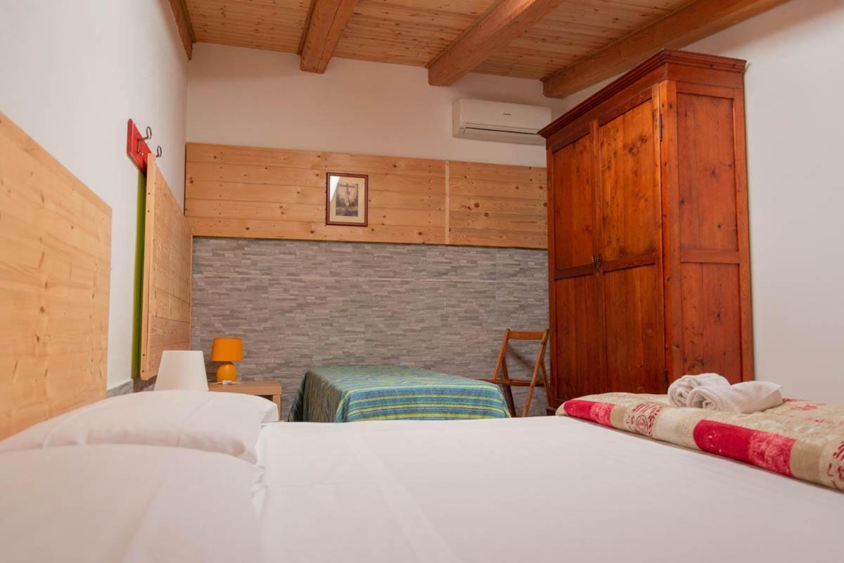 Agriturismo Dai Mori Isola del Piano Luaran gambar